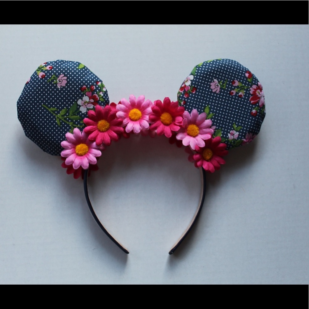 Minnie Mouse ears - Picture 3 of 7